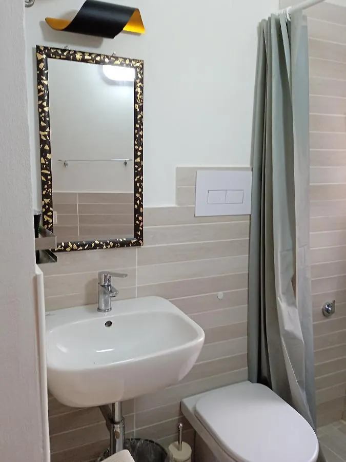 Idea Rooms Trapani 0*,